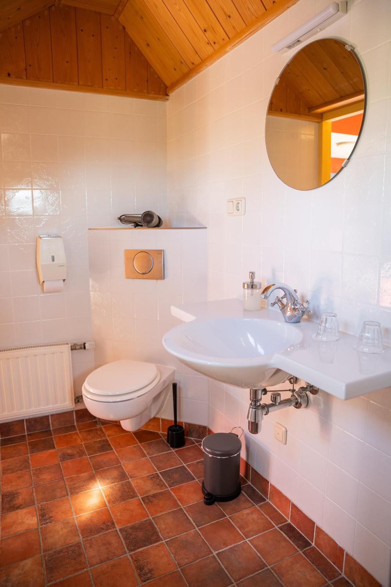 Hotel De Horper Wielen Kaard Bagian luar foto