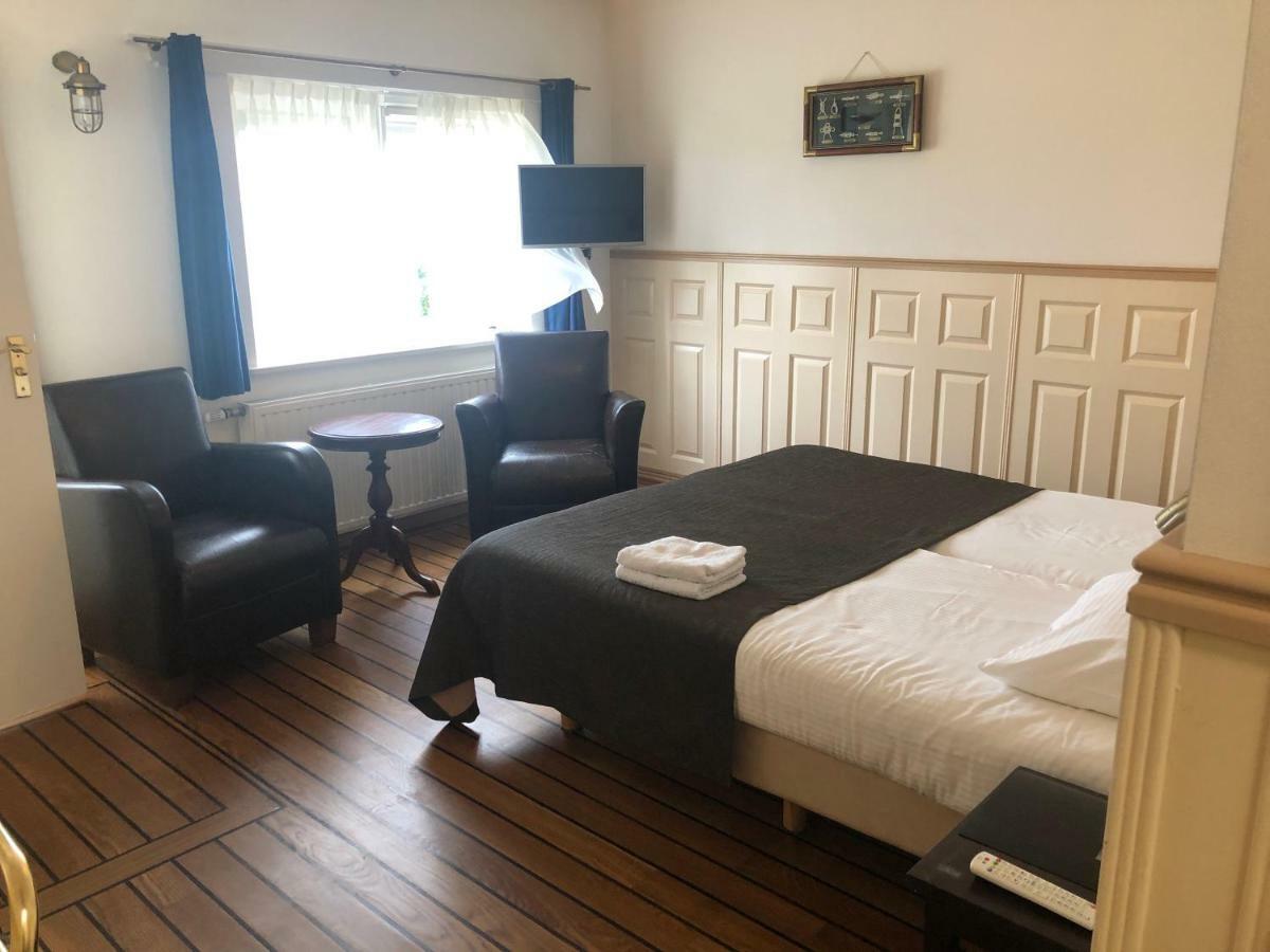 Hotel De Horper Wielen Kaard Bagian luar foto